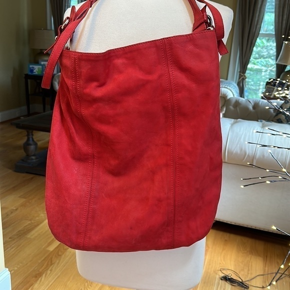Laura Di Maggio Red Suede Slouchy Crossbody Bag - Picture 5 of 15